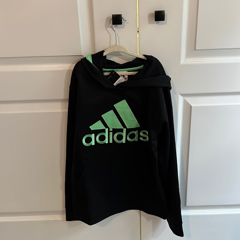 NWT, adidas boys size M sweatshirt